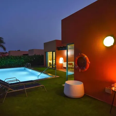 Villa Par 4 1